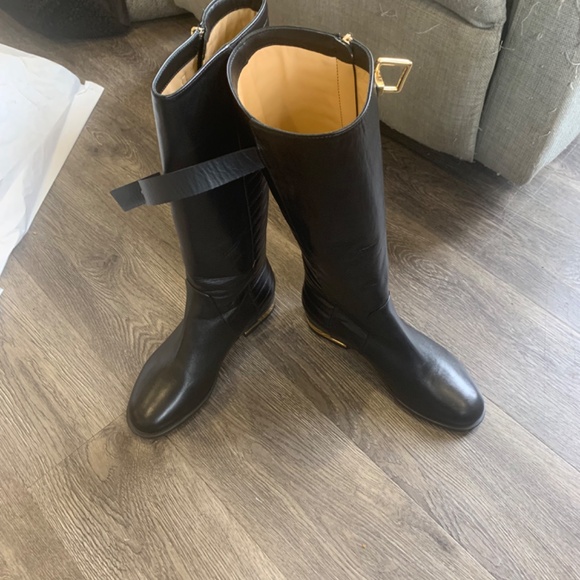 Used clothes and sneakers - Picture 2 of 15